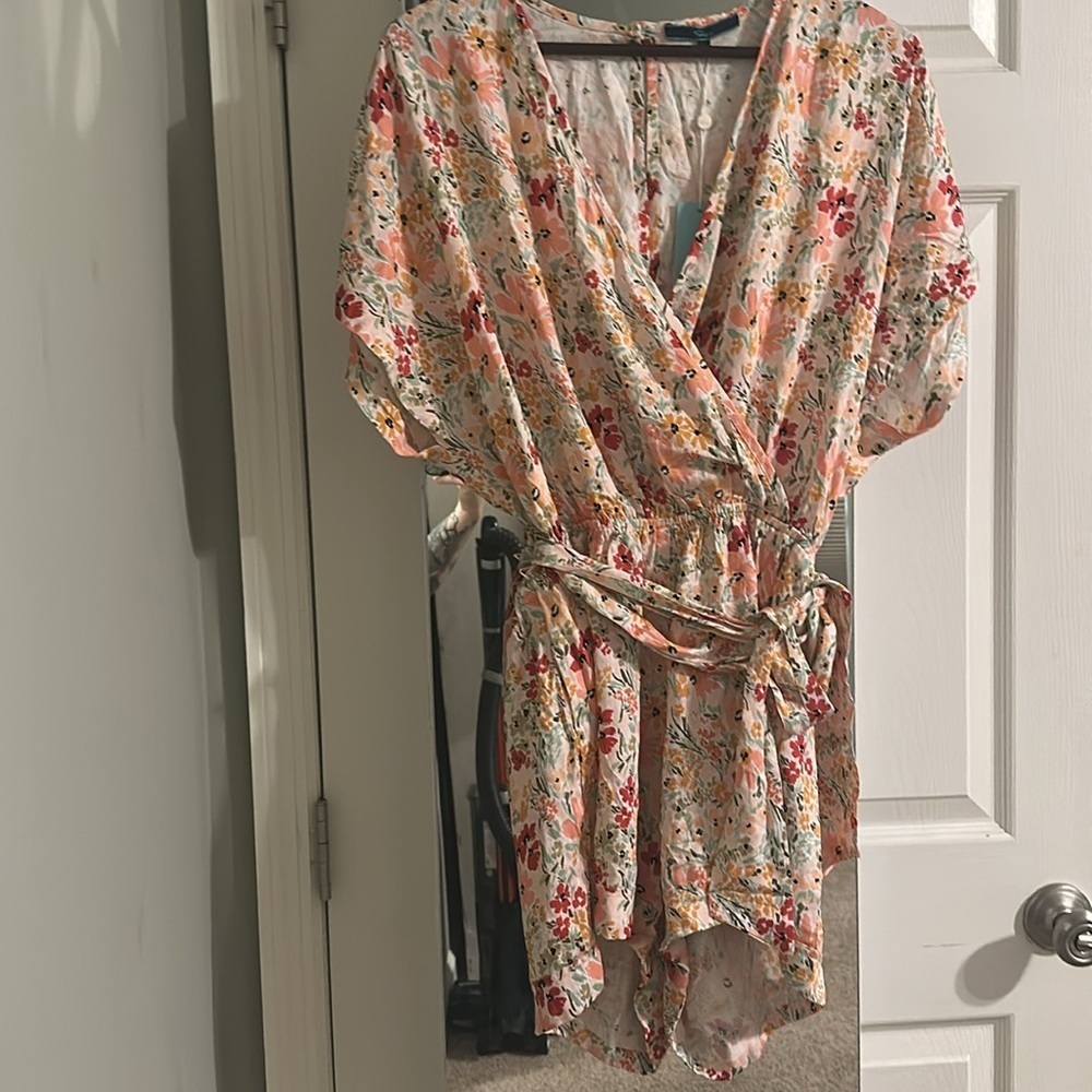 Shore Brand floral romper L